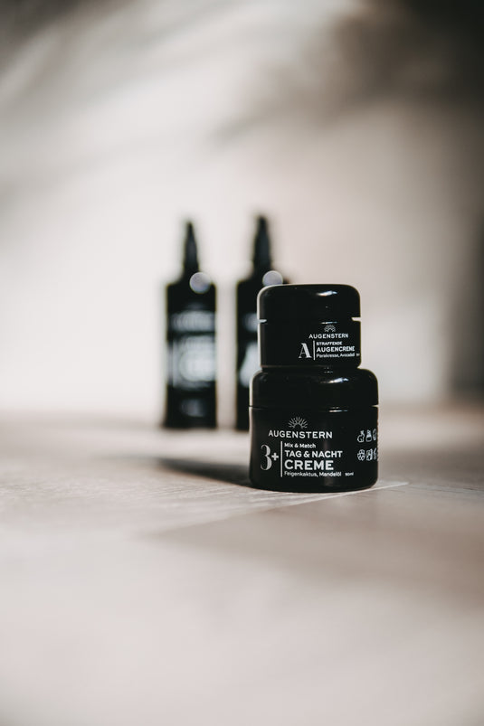 Straffende Augencreme